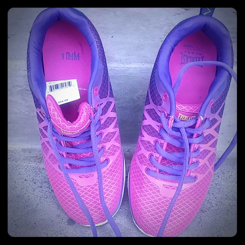 Tennis Shoes